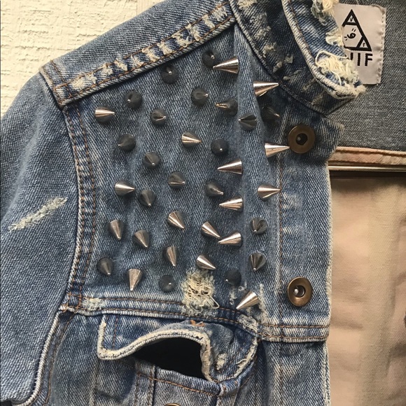 UNIF American flag denim jean distressed spikes jacket - Picture 9 of 16